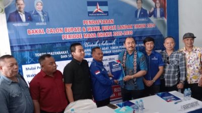 Yulius Aho, Daftar di Partai Demokrat Sebagai Balon Bupati Landak