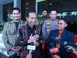 Teka-teki Jokowi Bakal Pindah Partai, Budi Arie: Tunggu Saja, Warnanya Tunggu
