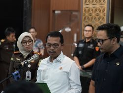 Tim Tabur Kejagung Serahkan Terpidana Korupsi di Dinas PU Cilegon Kepada Kejati Banten