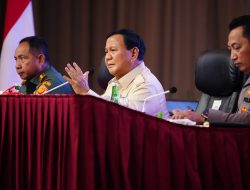 Prabowo Subianto: Untuk Apa Kita Bangun Kereta Cepat, Bandara dan Jalan Kalau Negara ini Tidak Aman?