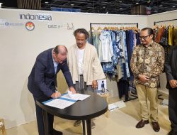Modest Fashion Wastra Indonesia Kembali Menembus Pasar Global