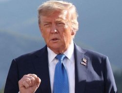 Trump Resmi Tetapkan Tarif Impor 32 Persen Terhadap Produk Asal Indonesia