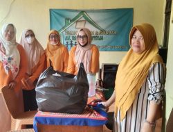 Peduli Terhadap Sesama, Kinerja Group Berbagi di Jumat Berkah