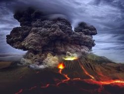 PVMBG Tingkatkan Aktivitas Gunung Api Semeru Ke Level IV (AWAS)