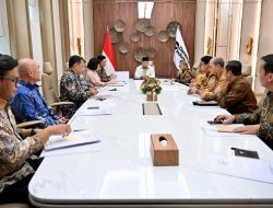 Presiden Prabowo Bahas Dampak Konflik Timur Tengah terhadap Ekonomi Global bersama DEN