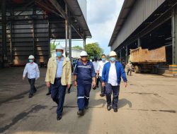 Perkuat Pengawasan Kepatuhan Perpajakan, Menkeu Purbaya Sidak Pabrik Baja di Pulogadung