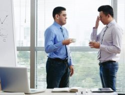5 tipe orang yang sebaiknya tidak diajak untuk berbisnis