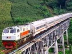 Volume Penumpang KRL Tembus 270 Juta, KAI Desak INKA Tuntaskan Kendala Teknis Rangkaian.